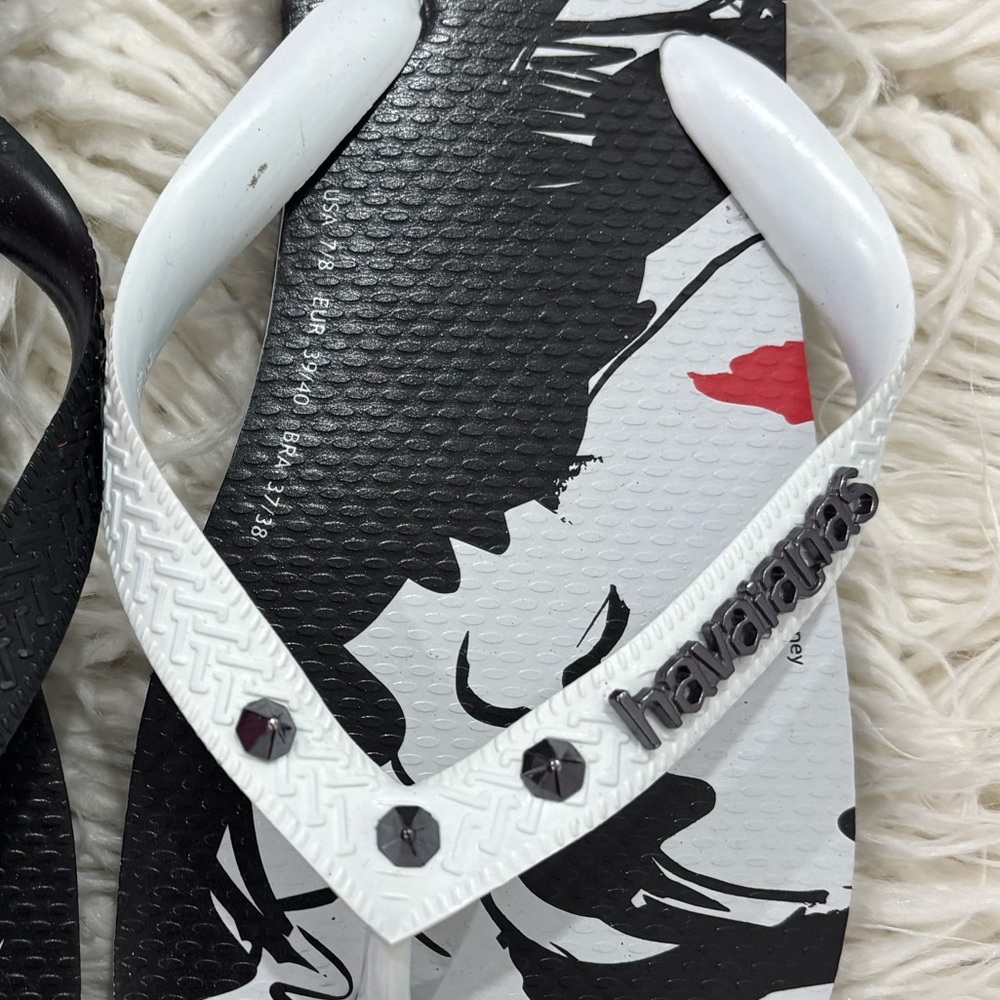 (NWOT) Havaianas Cruella Black and White Flip Flops - Picture 6 of 6